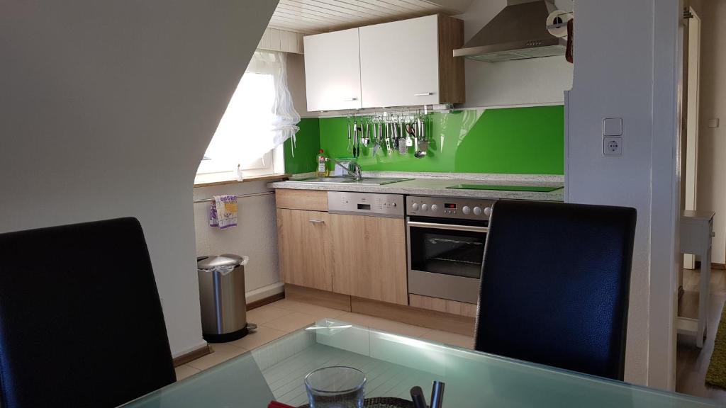 Roesrath Apartment | Ferien- Messewohnung nähe Köln-Messe Flughafen Bonn