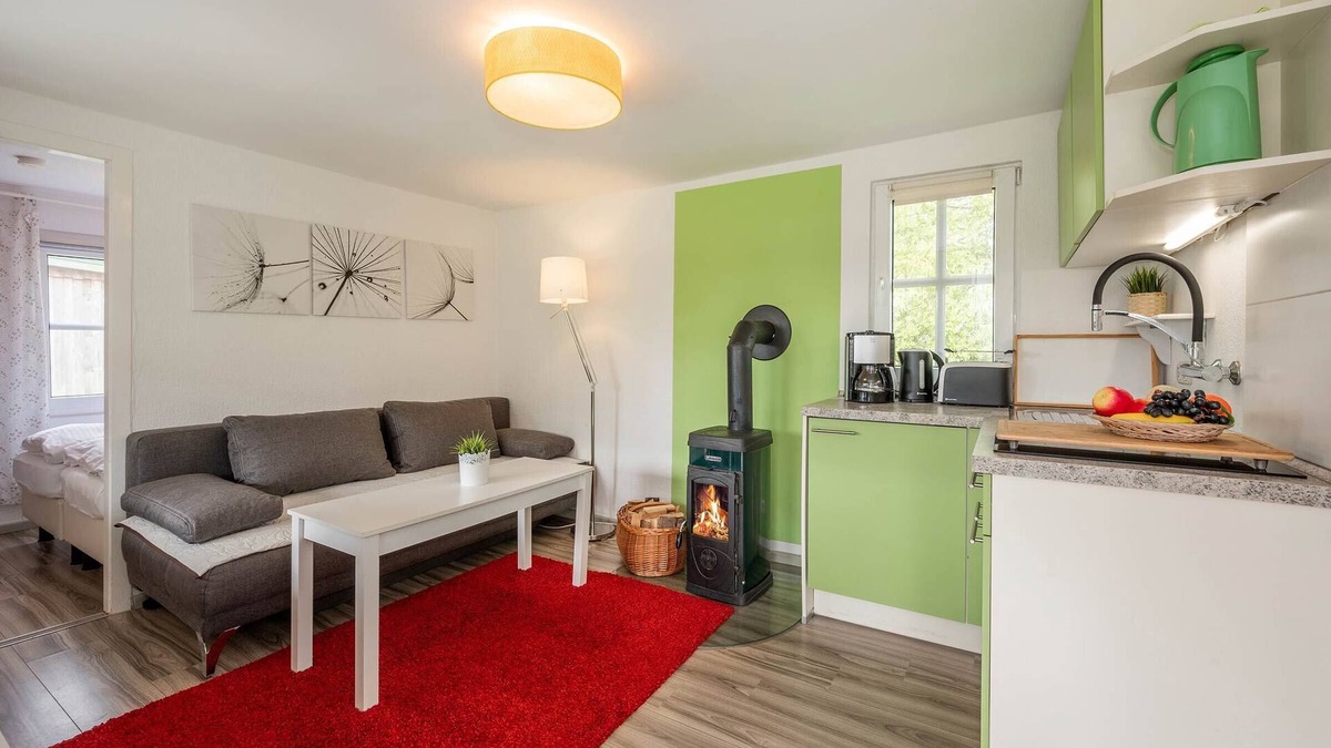 Luetow Apartment | Ferienbungalow für max 4 Personen, Haustielfreundlich, Wlan, Kamin