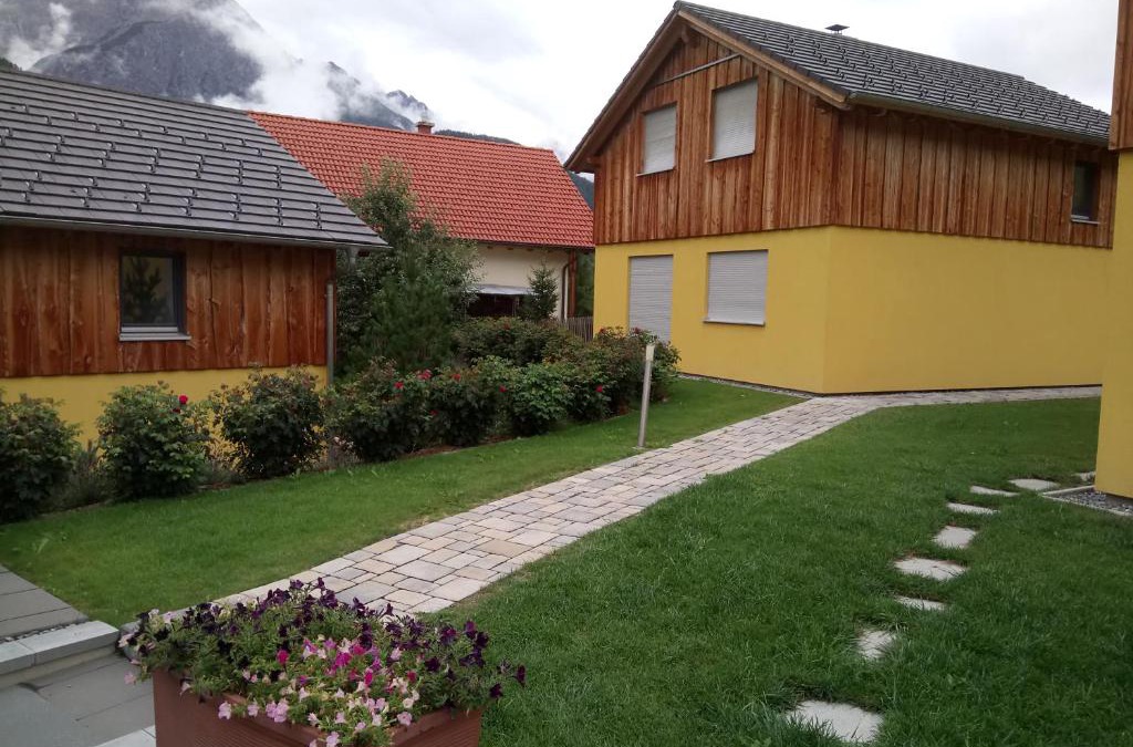 Engadin Scoul House | Feriendorf Uorsin