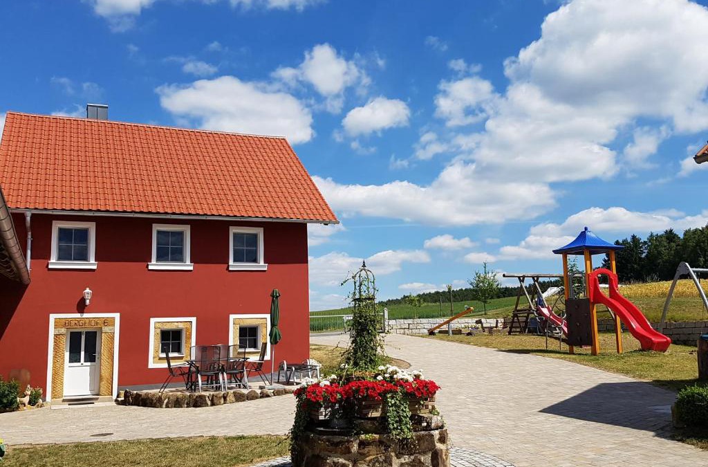 Neunburg vorm Wald House | Ferienhäuser Schneeberger
