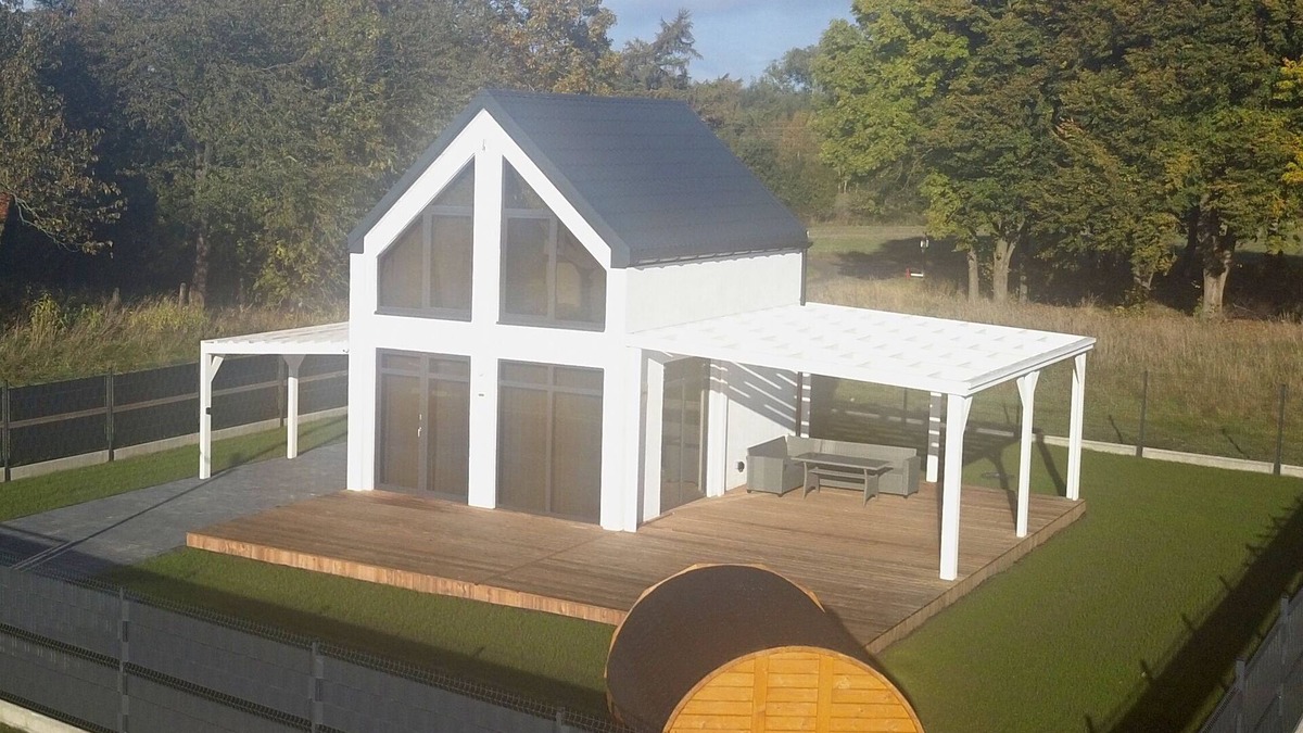 gmina Wolin House | Ferienhaus 70qm bis 5 Gäste, Sauna, Whirlpool, 75qm Terrasse Eingezäuntem Garten