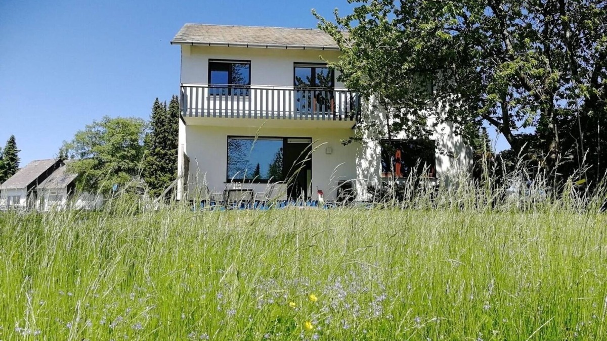 Kuestelberg House | Ferienhaus für 13 Gäste mit 155m² in Medebach