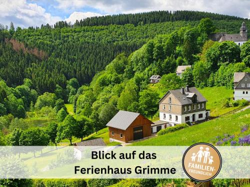 Nordenau House | Ferienhaus Grimme - 350m2, 18 Betten - mit Indoorspielplatz, Pool, großer Terrasse, Grill, Sauna, Kicker, Dart, uvm - ideal für Familien