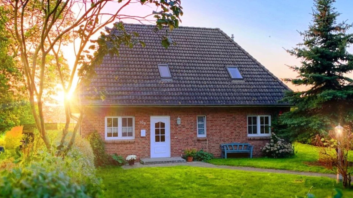 Norddeich House | Ferienhaus "immerlicht" mit 118 qm - Ruhige Lage & gr. Garten