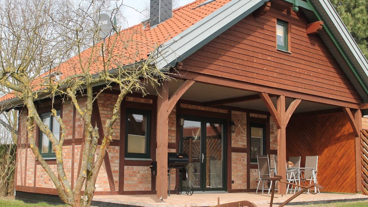 Kroepelin House | Ferienhaus in Brusow mit überdachter Terrasse