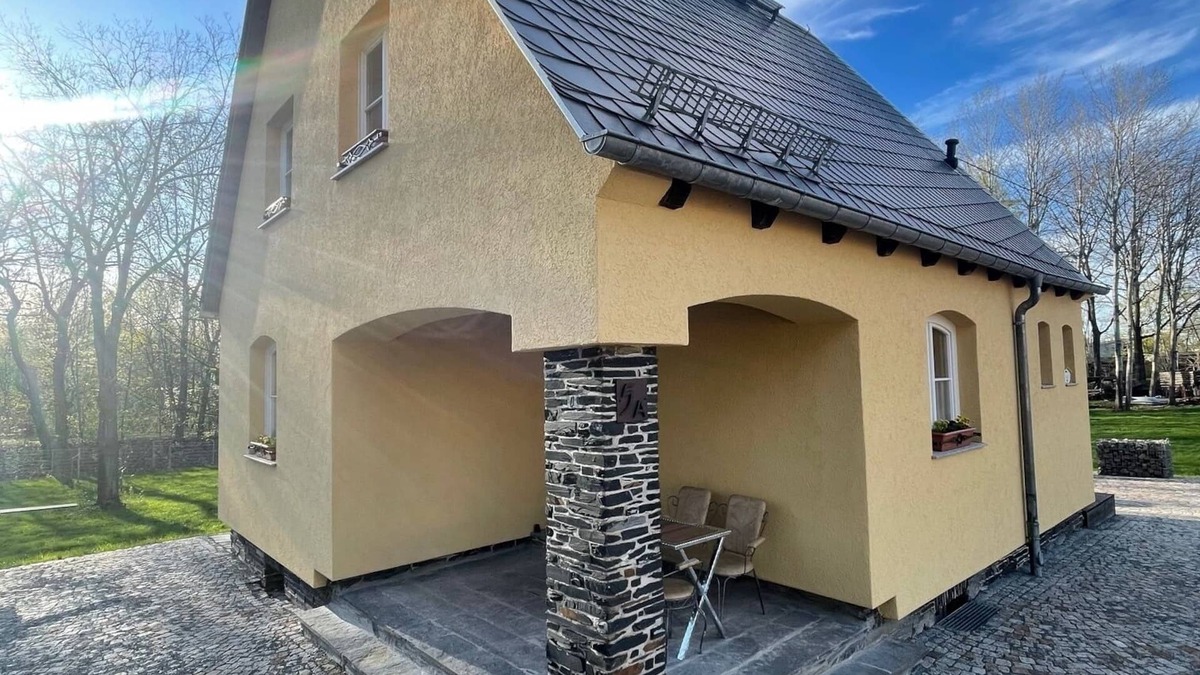 Lugau House | Ferienhaus in Lugau mit Spielplatz Familenurlaub Feriengarten-im-erzgebirge