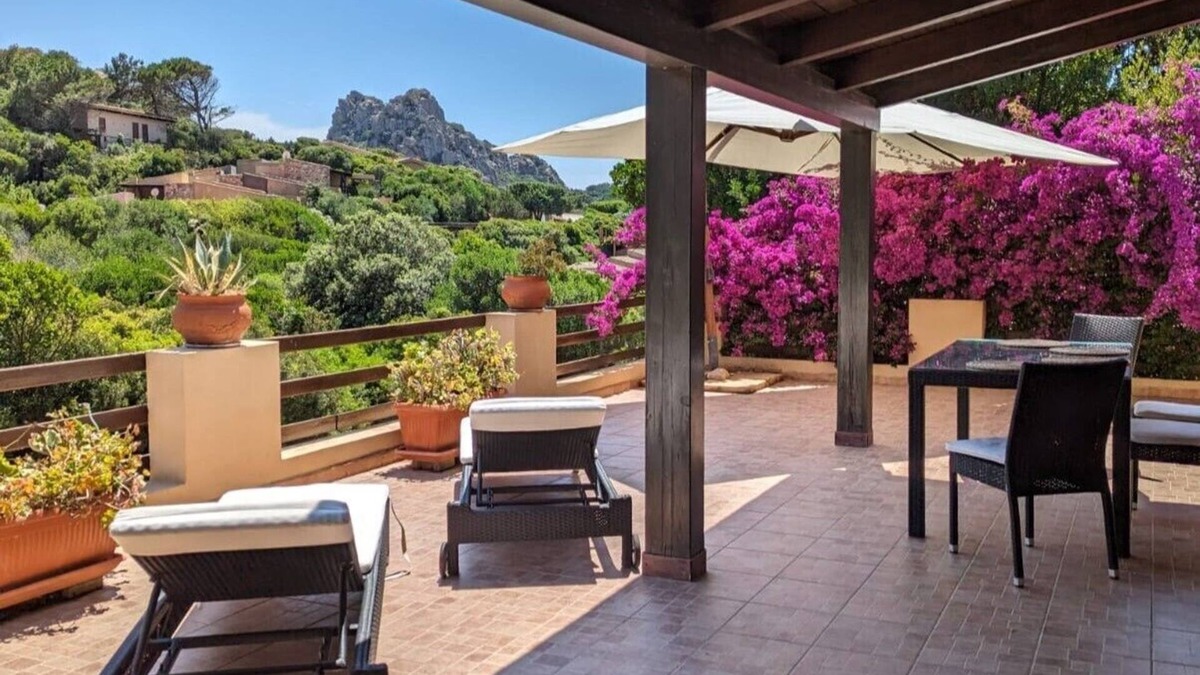 Costa Paradiso House | Ferienhaus in Ruhiger Lage mit Riesiger Terrasse mit 2 Schlaf- und 2 Badezimmern