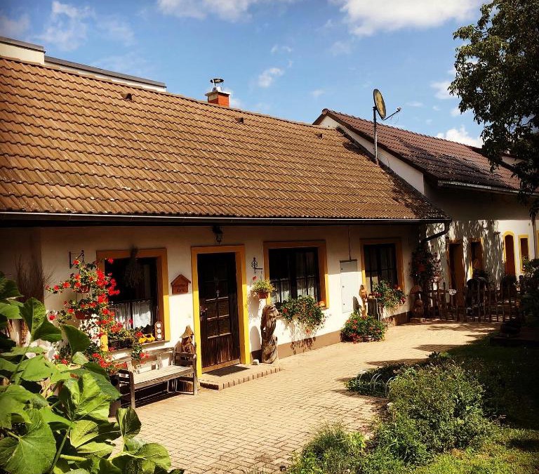 Prellenkirchen House | Ferienhaus Karin