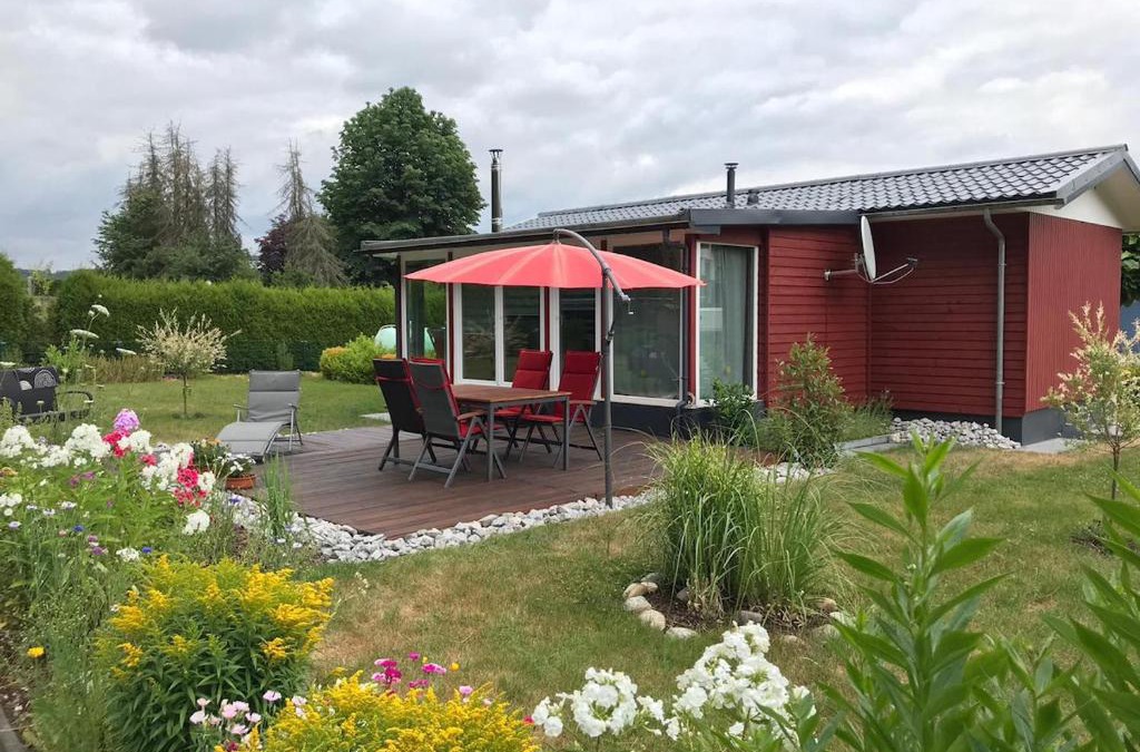 Helferskirchen House | Ferienhaus mit Sauna und großem Garten, Hunde willkommen