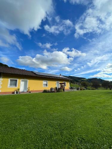 Wieting Apartment | Ferienhaus mit Terrasse und viel Ruhe