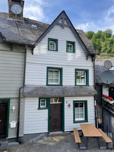 Monschau House | Ferienhaus Schröder OM 3 Altstadt