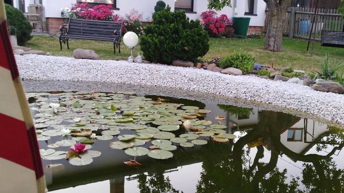 Augustusburg Apartment | Ferienhaus Ullrich - Holiday home, shower or bath, WC, 1 bedroom