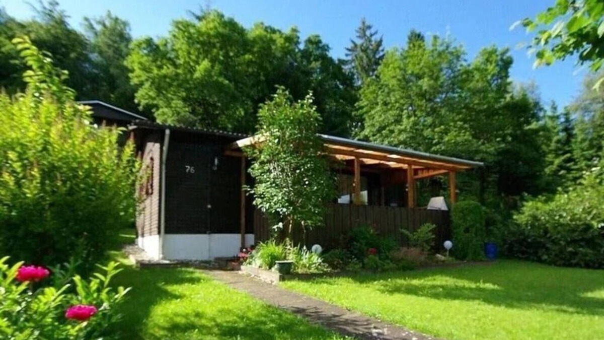 Pfalzfeld House | Ferienhaus Waldhäuschen - vacation home, shower, WC, 1 bedroom