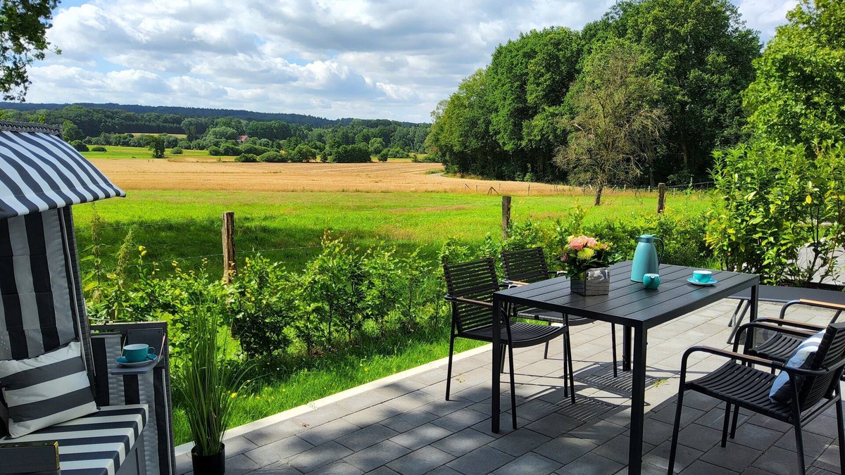 Essenerberg House | Ferienhaus "wiesenblick" - Verweilen im Grünen mit Ruhe & Weitblick!