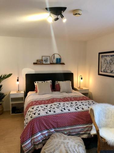 Steffisburg House | Ferienhaus Zulg-Doppelzimmer mit Gartenblick