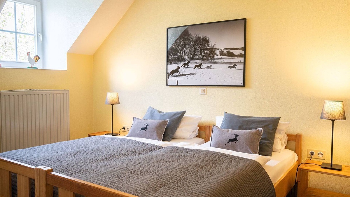 Brilon Apartment | Ferienhof Homann Sauerland Bauernhof 4, 70sqm, 1 bedroom, 1 living/bedroom, max. 4 persons