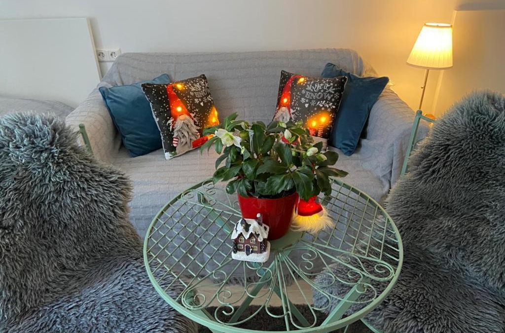 Weigheim Apartment | Ferienwohnung Pension Am Berg