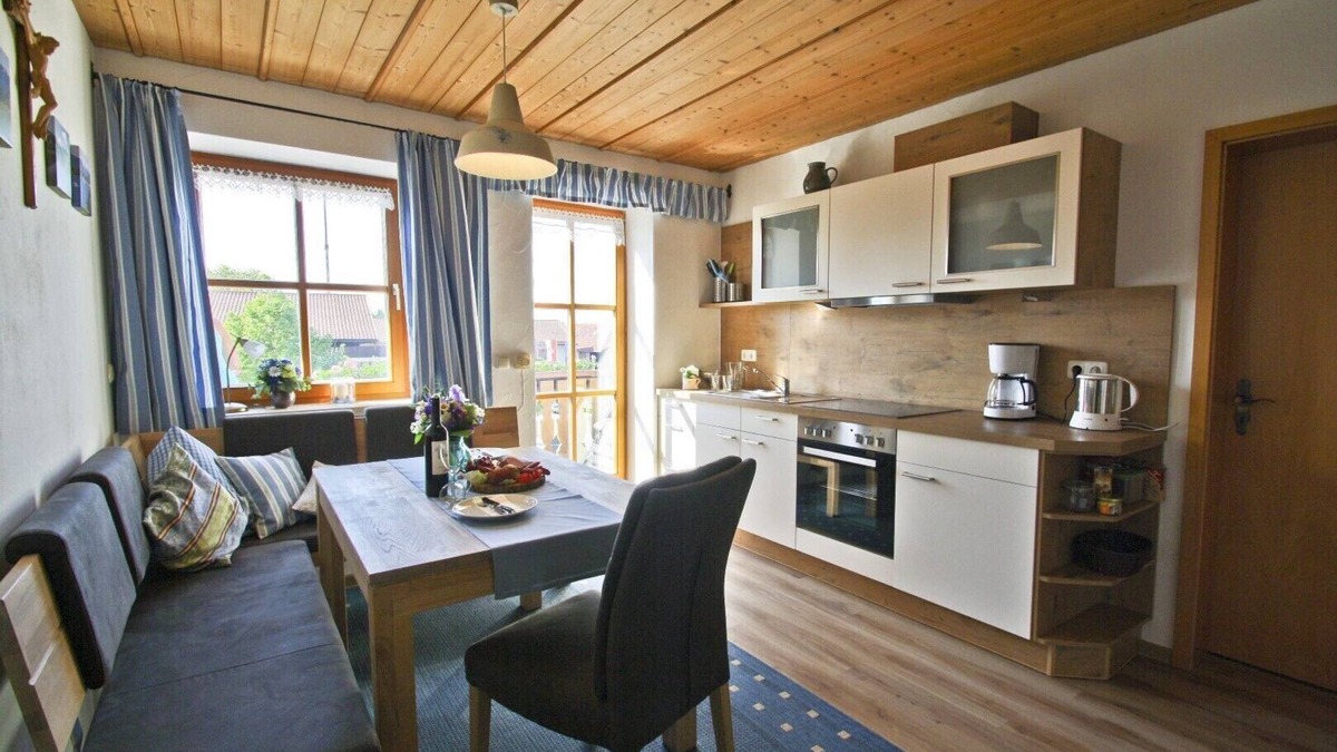 Nußdorf Apartment | Ferienwohnung 2 "Margerite"