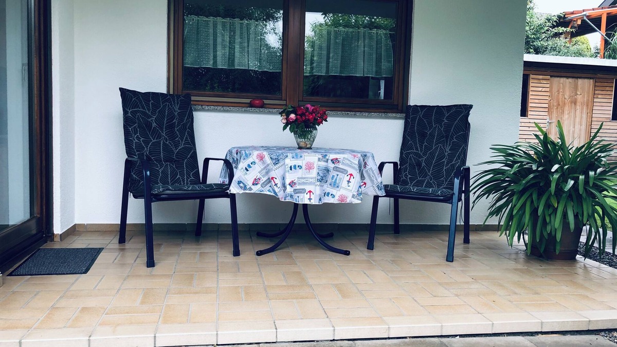 Stockach Apartment | Ferienwohnung Grüner