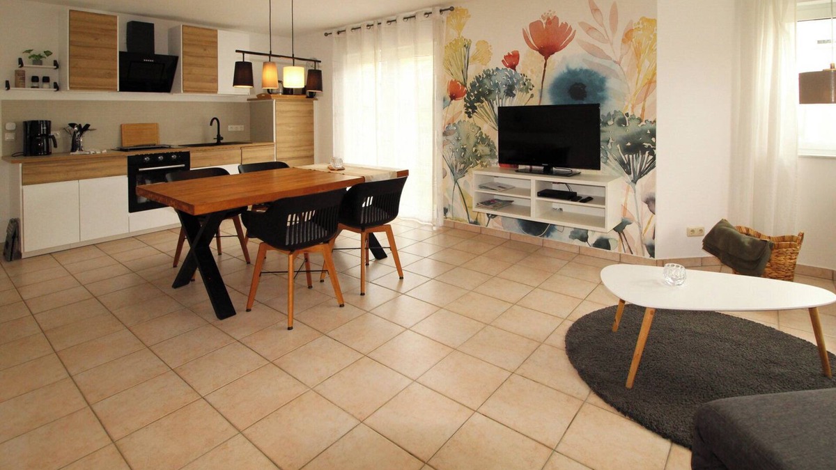 Ramsberg Apartment | Ferienwohnung (75qm) mit 2 Schlafzimmern, Wohnküche und Südterrasse