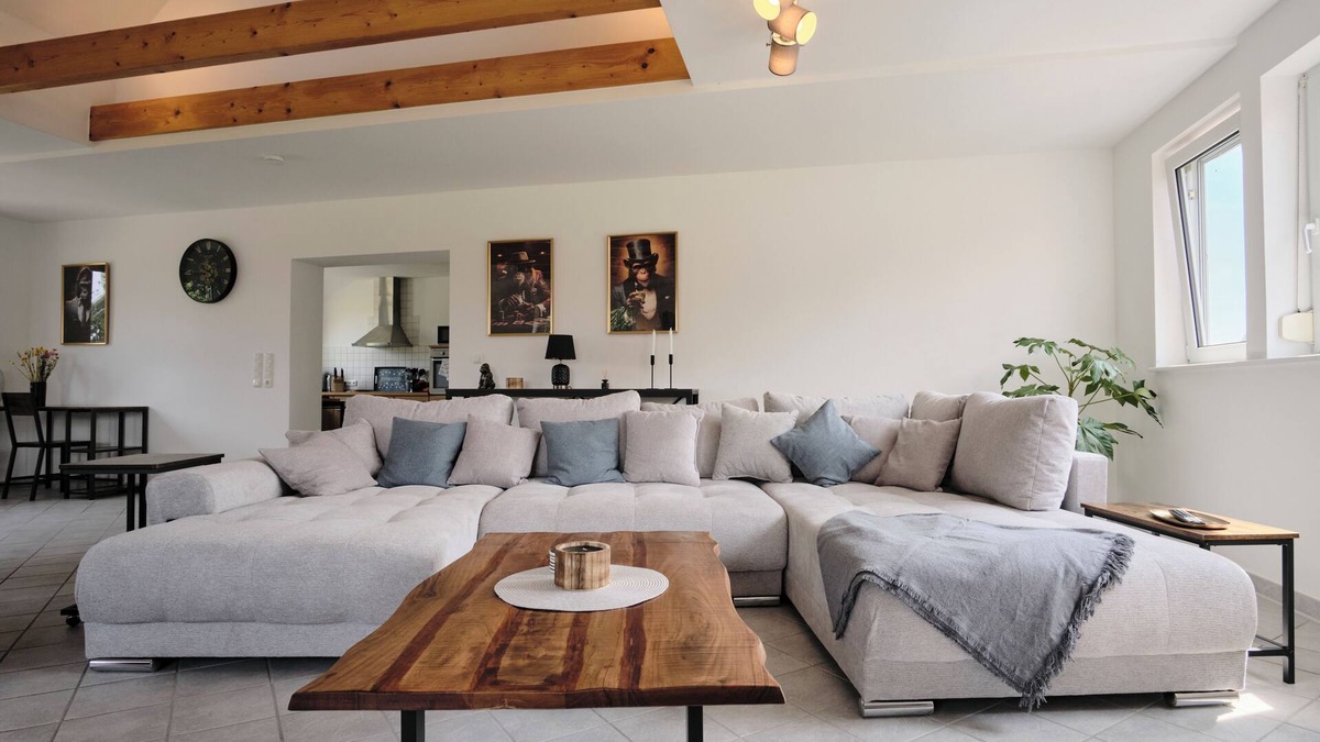 Fange Apartment | Ferienwohnung 12 Monkeys