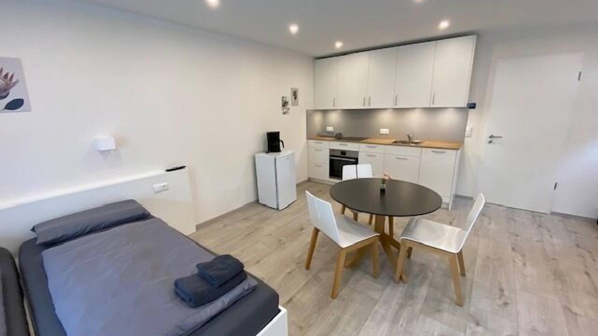 Monheim Apartment | Ferienwohnung 1a mit TV und Wlan
