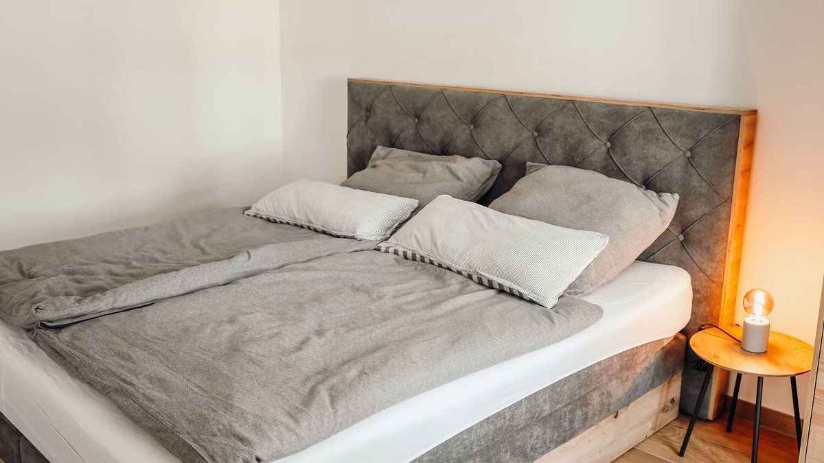 Graefenberg Apartment | Ferienwohnung 2 - Frau Kunni - Café und Ferienwohnung