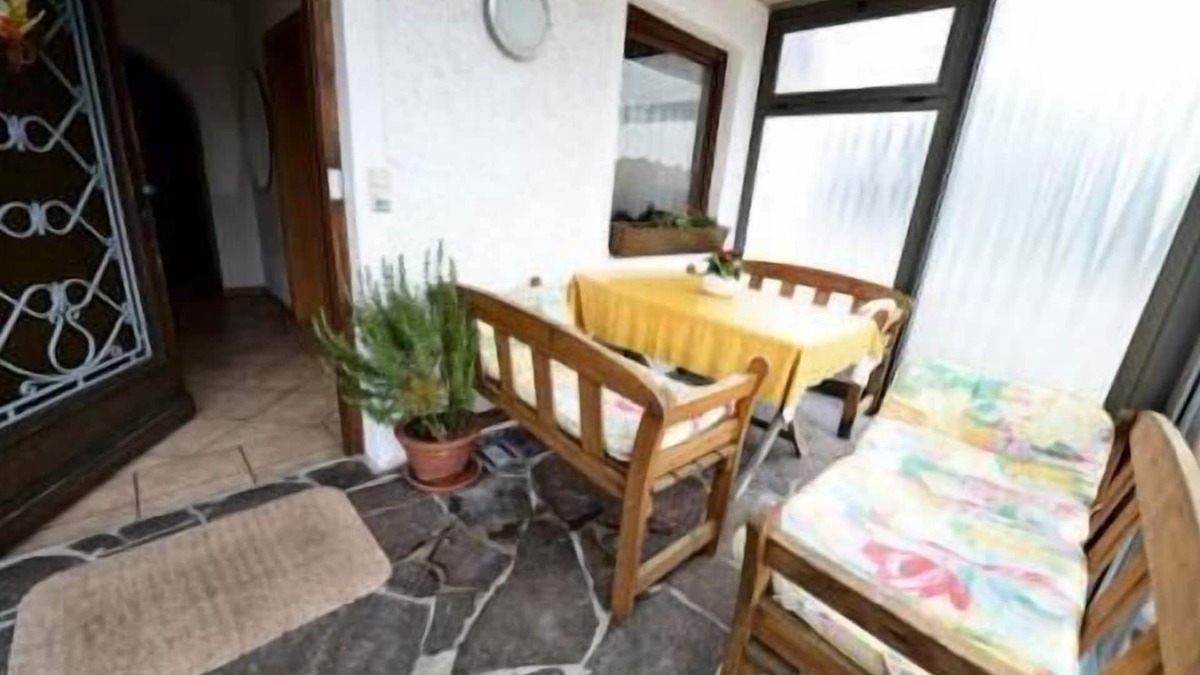 Grabenstatt Apartment | Ferienwohnung 2 im Erdgeschoss, 65 qm, für 2 bis 4 Personen, 2 sep. Schlafzimmer, bedingt geeignet für Rollstuhlfahrer