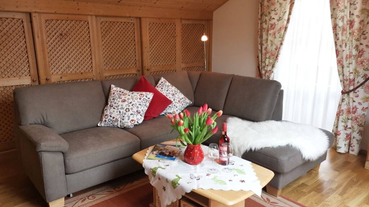 Aunham Apartment | Ferienwohnung 3 | FeWo mit Balkon im gemütlichen Landhausstil