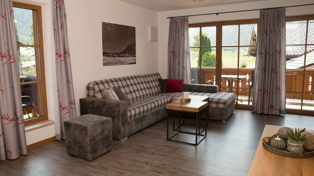 Inzell Apartment | Ferienwohnung 4 "Keitlalm" für 4 Personen, 2 Schlafzimmer, Balkon, 75 m²