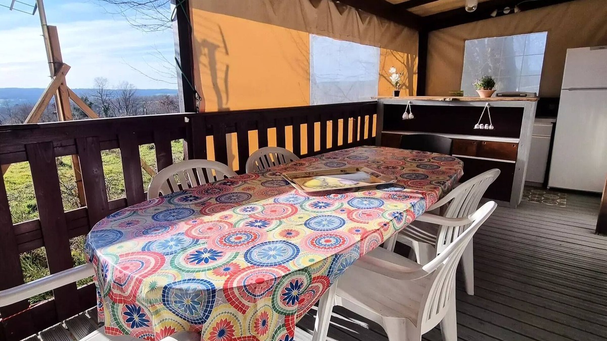Peyrignac House | Ferienwohnung 4 Personen 3 Zimmer