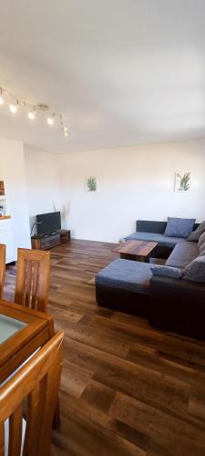 Dattingen Apartment | Ferienwohnung am Bach