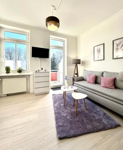 Ballenstedt Apartment | Ferienwohnung am Harz mit Küche, Balkon, Waschmaschine, Parkplatz mit Wallbox