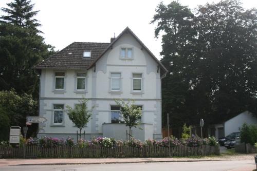Bad Nenndorf Apartment | Ferienwohnung am Kurpark