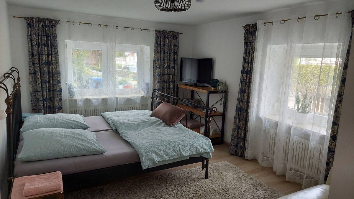 Oberalting Apartment | Ferienwohnung am Pilsensee