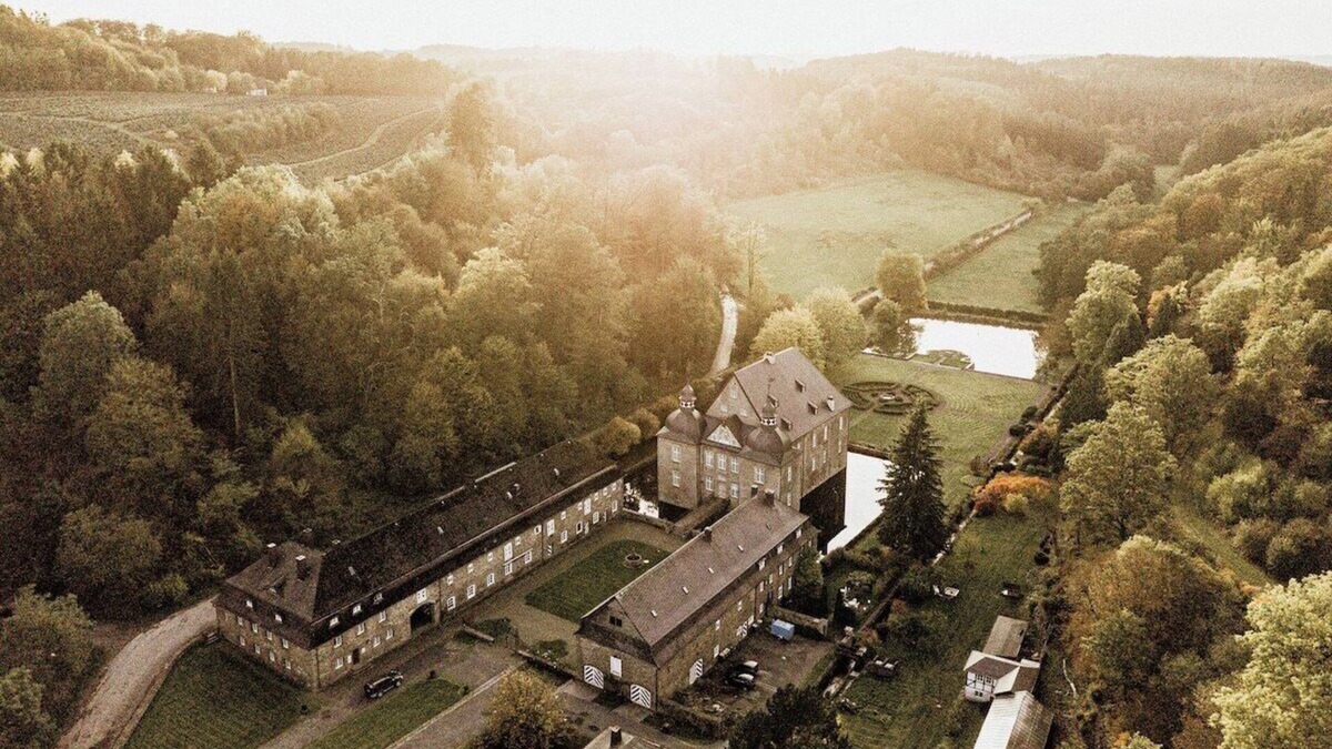 Luedenscheid Apartment | Ferienwohnung am Schloss