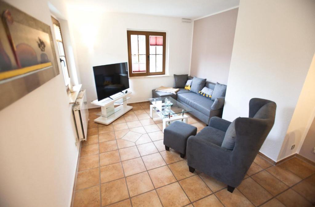 Apfelstadtaue Apartment | Ferienwohnung am Schwimmbachtal