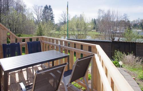 Neusalza-Spremberg Apartment | Ferienwohnung am See-Neu mit Balkon