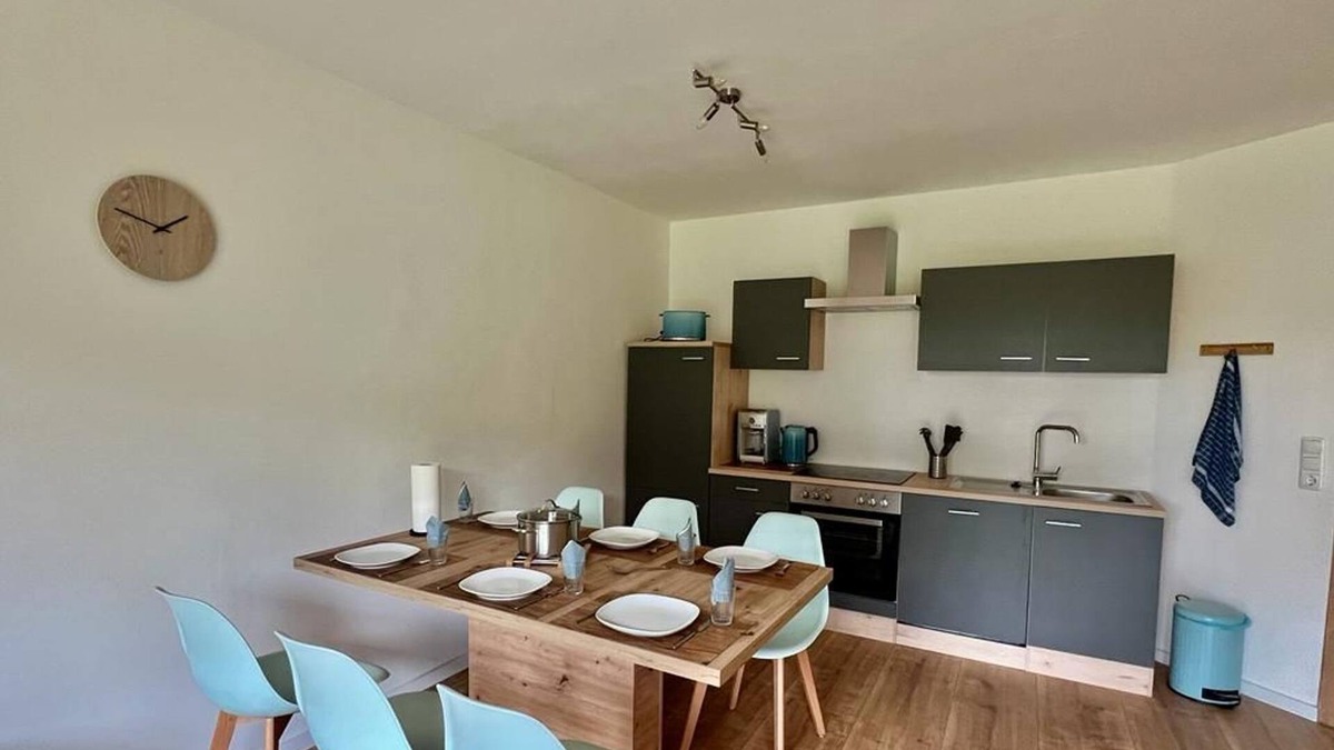 Holste Apartment | Ferienwohnung am Wald