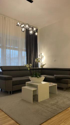 Bad Goegging Apartment | Ferienwohnung an der Therme, Bademantelgang zur Limestherme