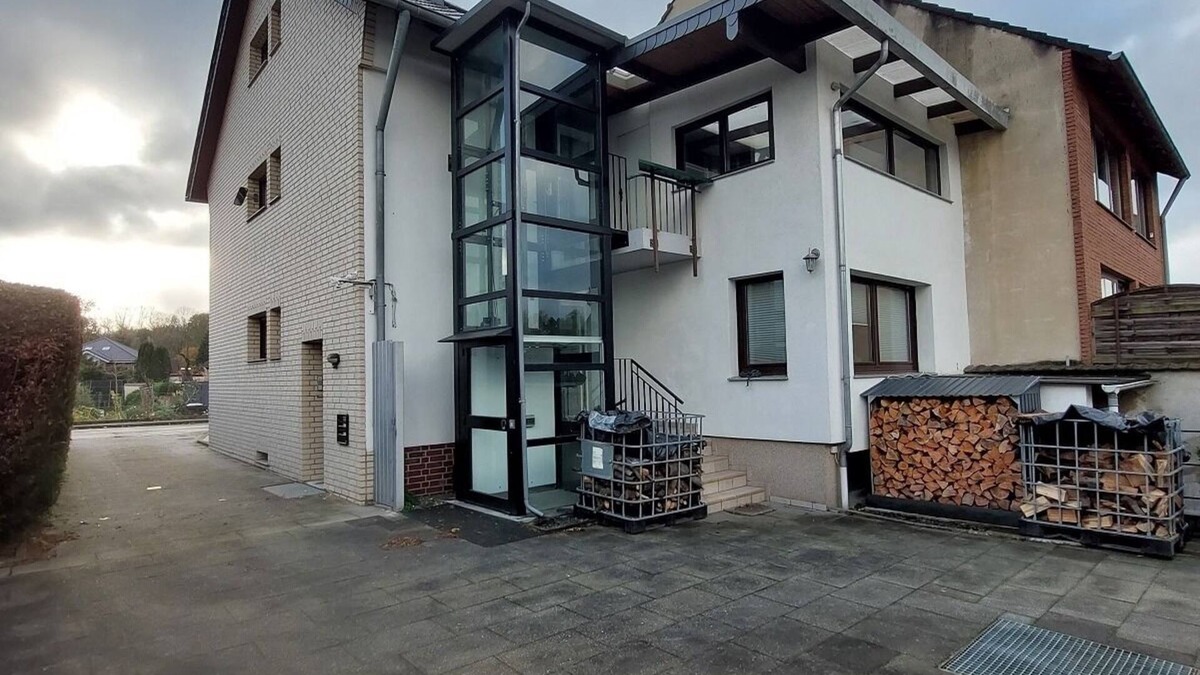 Korschenbroich Apartment | Ferienwohnung/app. für 5 Gäste mit 70m² in Korschenbroich