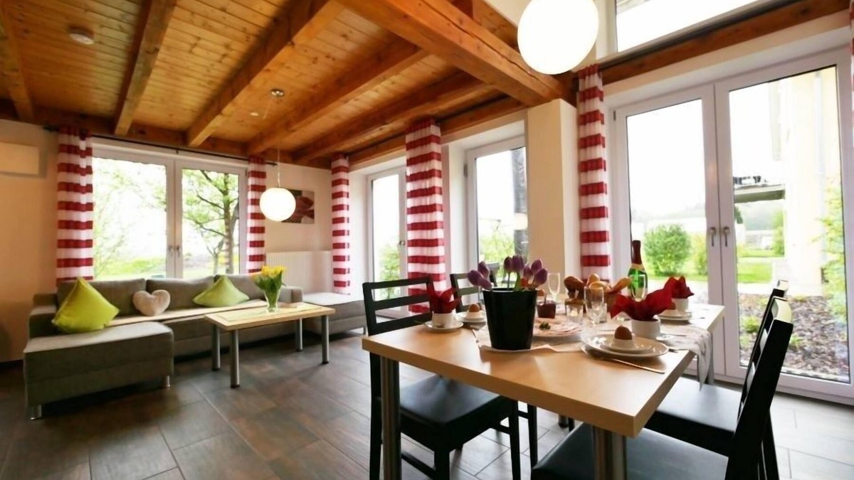 Ochsenhausen Apartment | Ferienwohnung/app. für 5 Gäste mit 77m² in Ochsenhausen