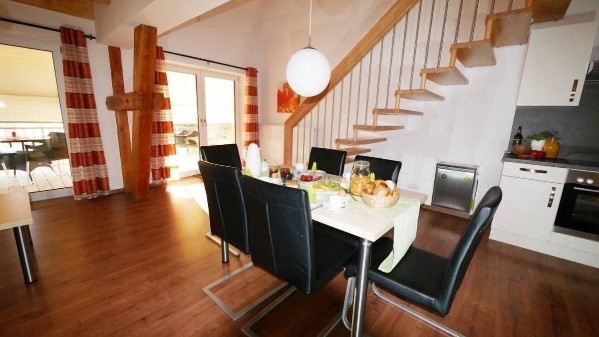 Ochsenhausen Apartment | Ferienwohnung/app. für 7 Gäste mit 92m² in Ochsenhausen