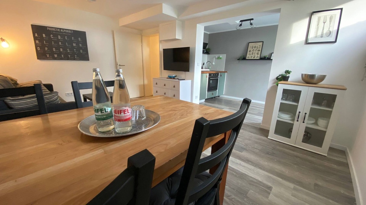 Dueren Apartment | Ferienwohnung/app. für 5 Gäste mit 70m² in Düren