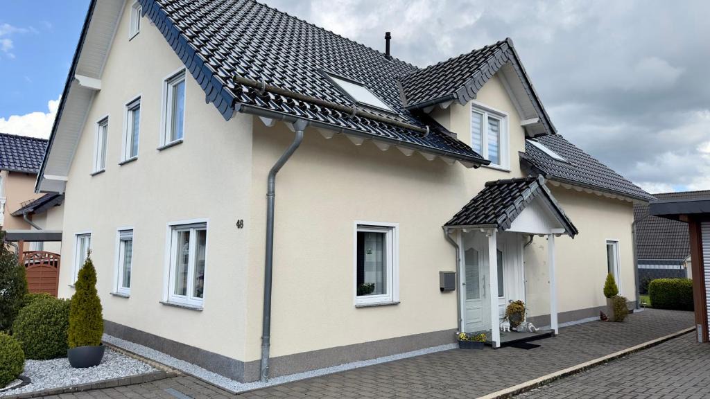 Kall Apartment | Ferienwohnung auf dem Fels