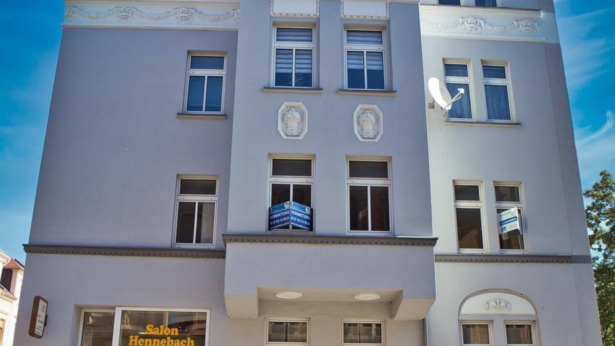 Plauen Apartment | Ferienwohnung August - Fewo, Dusche, WC, 1 Schlafraum