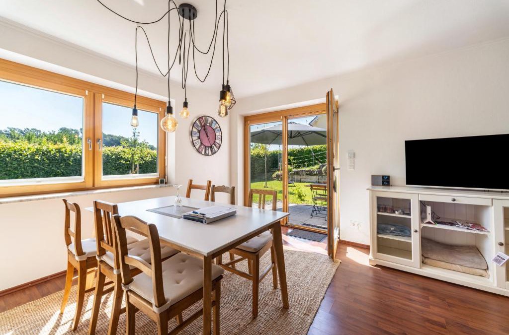 Niederviehbach Apartment | Ferienwohnung Auszeit