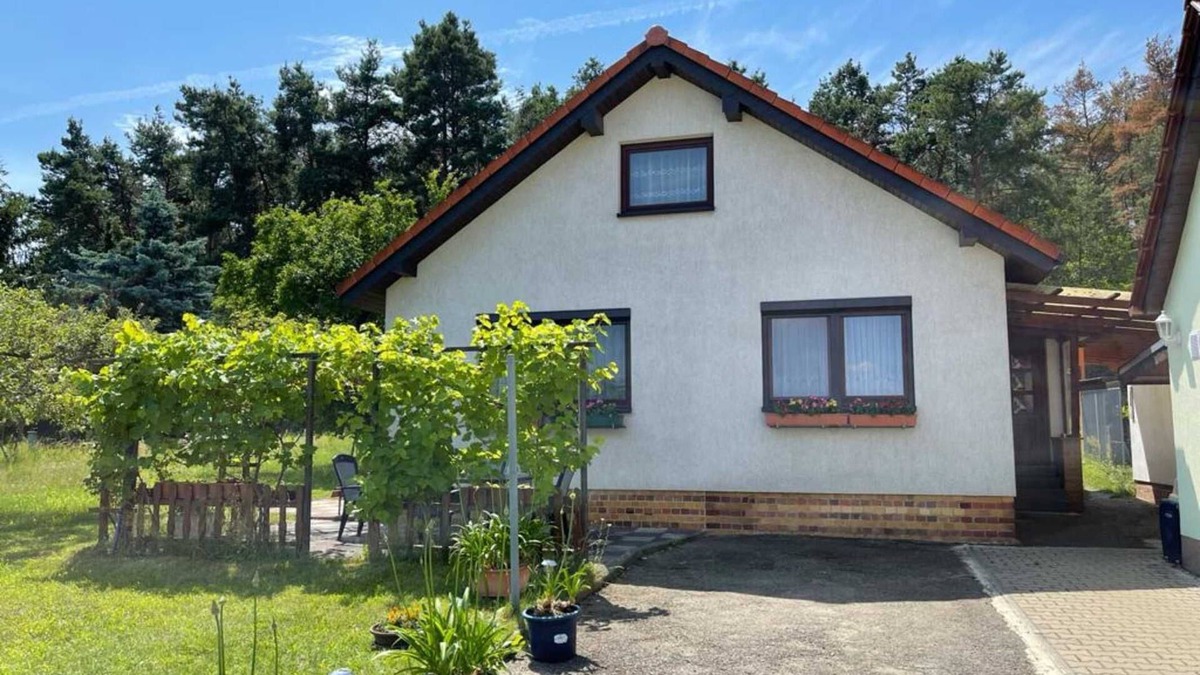 Groskoschen Apartment | Ferienwohnung Bäde, Deutschland
