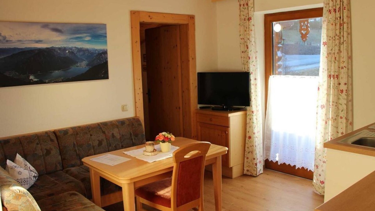 Schwaz Apartment | Ferienwohnung B - Appartements Landhaus Schwaninger