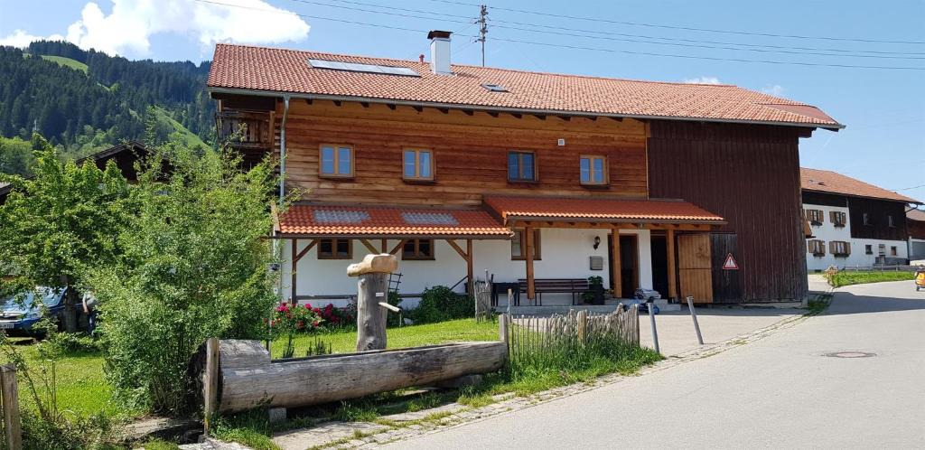 Bolsterlang Apartment | Ferienwohnung Bader